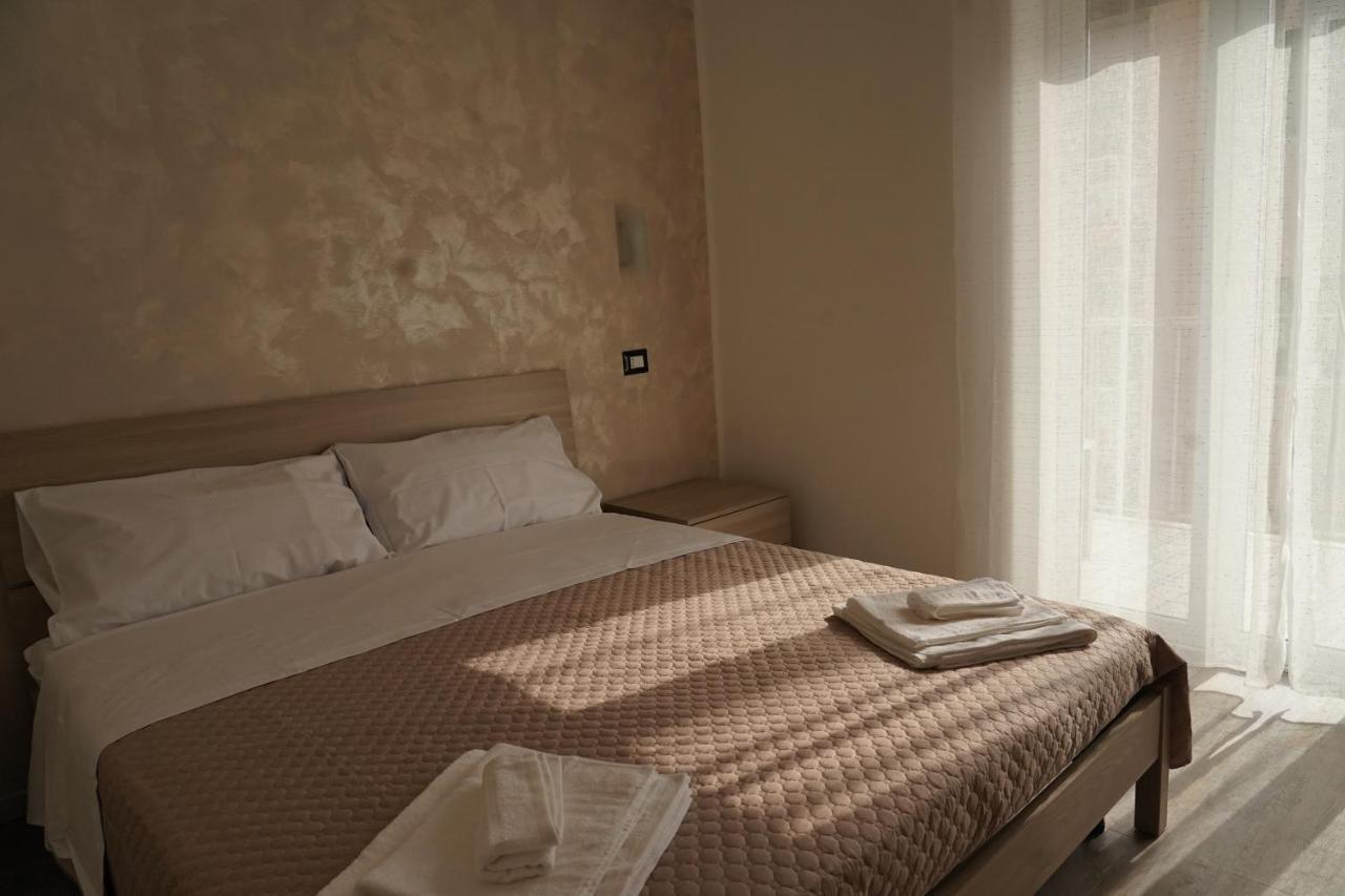 La Residenza Di Adamo Bed & Breakfast Syracuse Ngoại thất bức ảnh