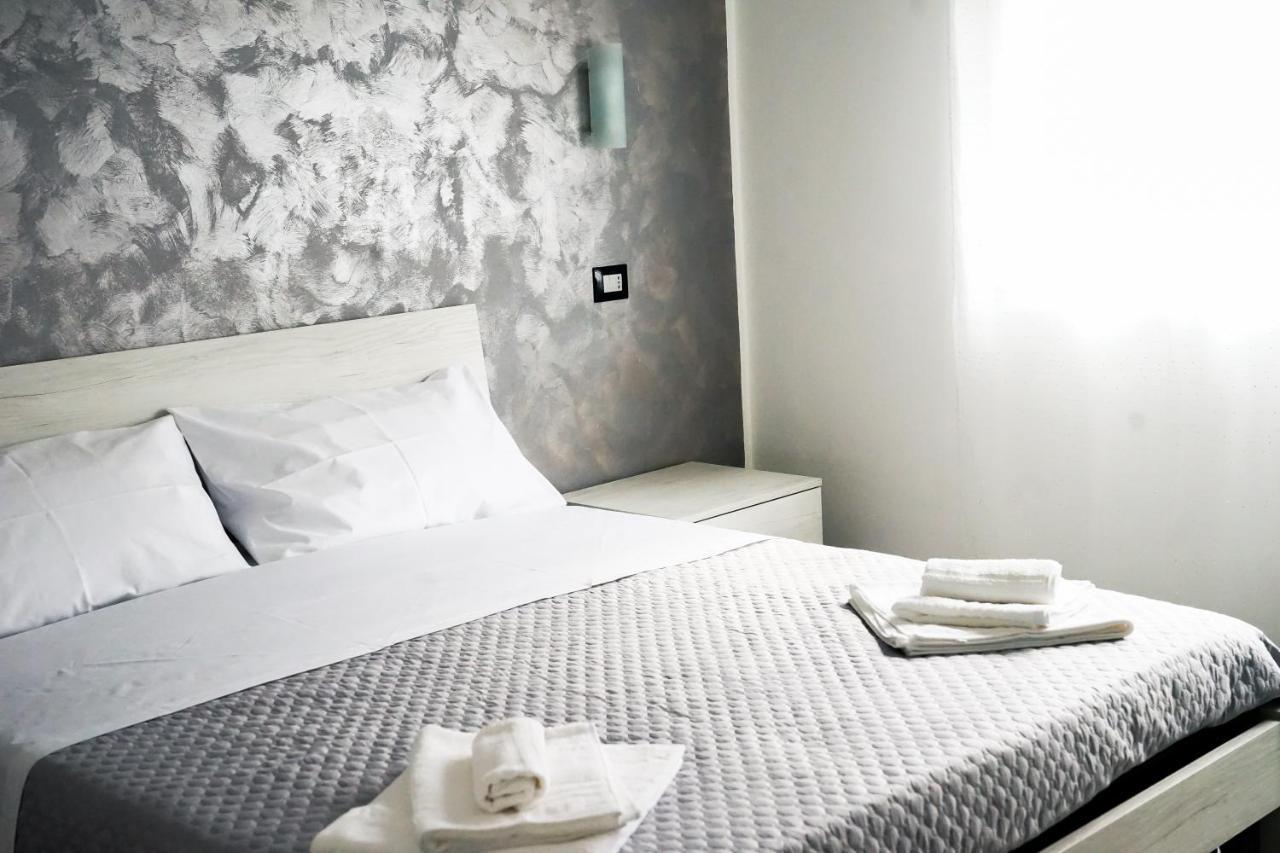 La Residenza Di Adamo Bed & Breakfast Syracuse Ngoại thất bức ảnh